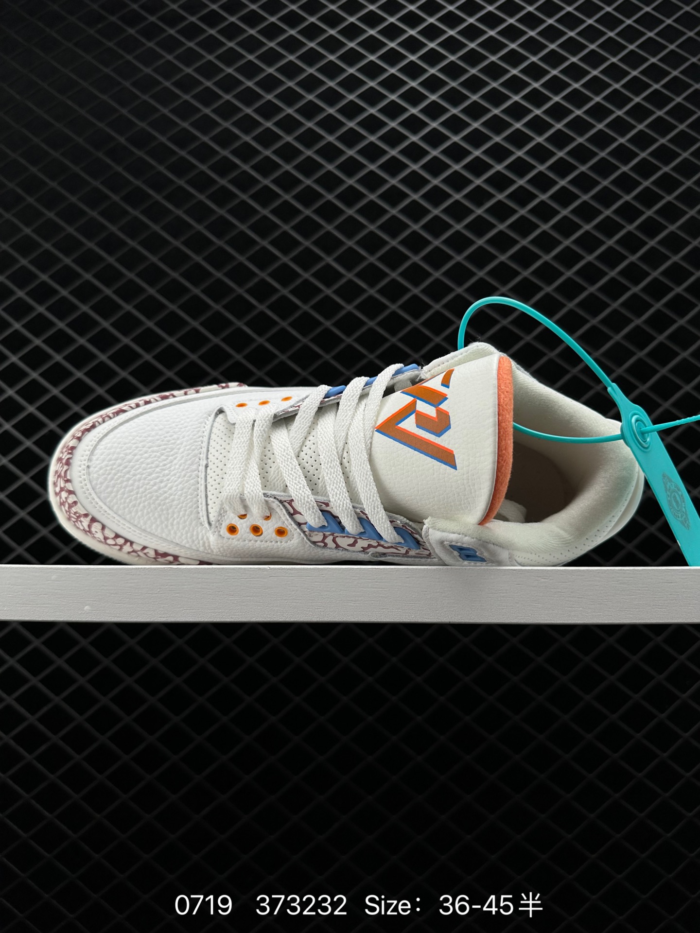 Air Jordan 3 Retro ”Laser Orange“